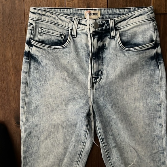 L’AGENCE High Line High Rise Jeans in Calypso Size 28 - Picture 8 of 9